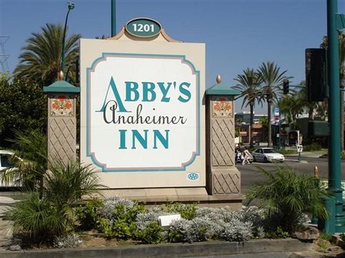 Abby'S Anaheimer Inn - Across Disneyland Park Екстериор снимка